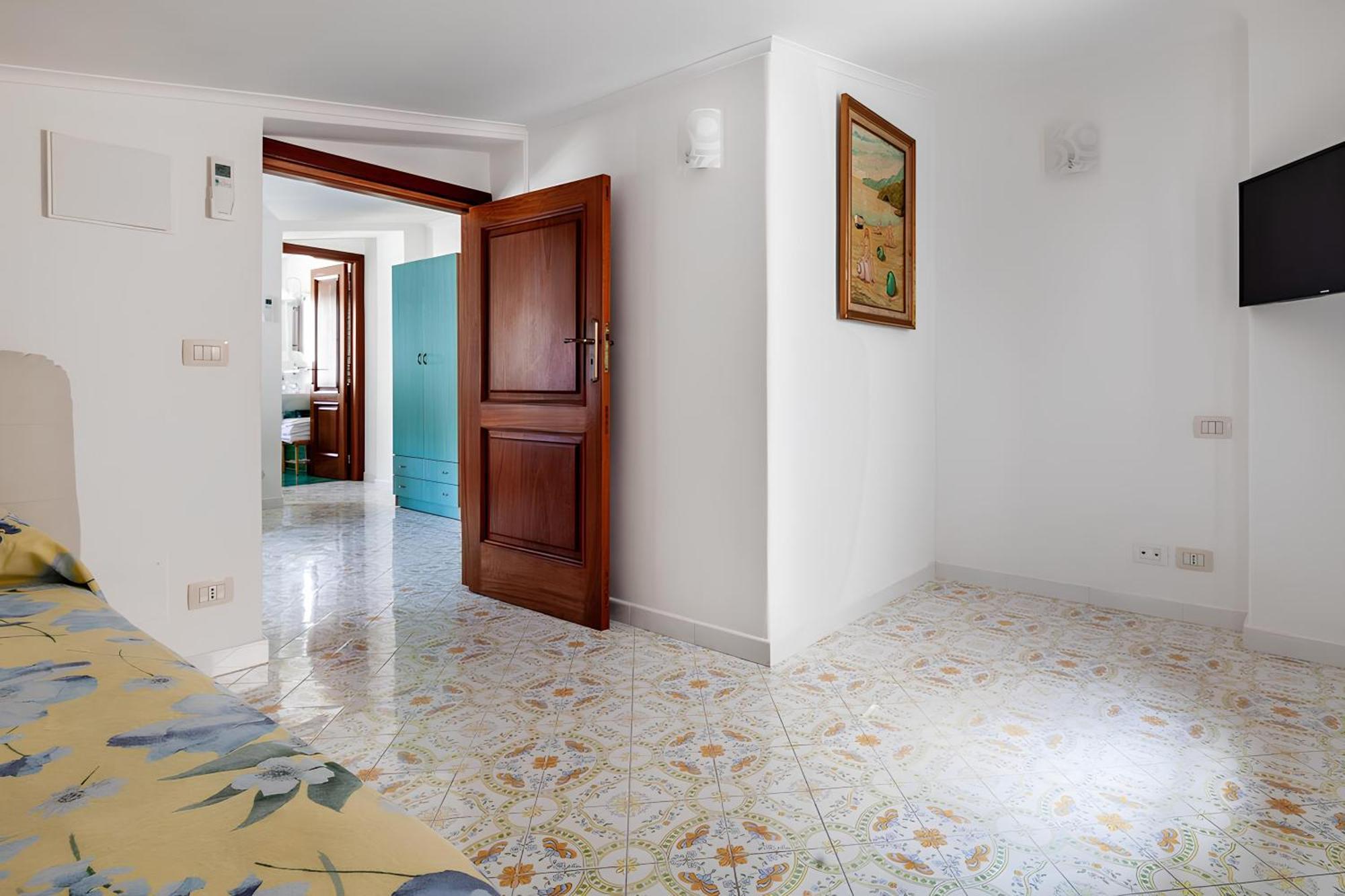 Casa Caterina Apartment Lacco Ameno  Bagian luar foto